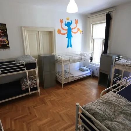 Meander Budapešť